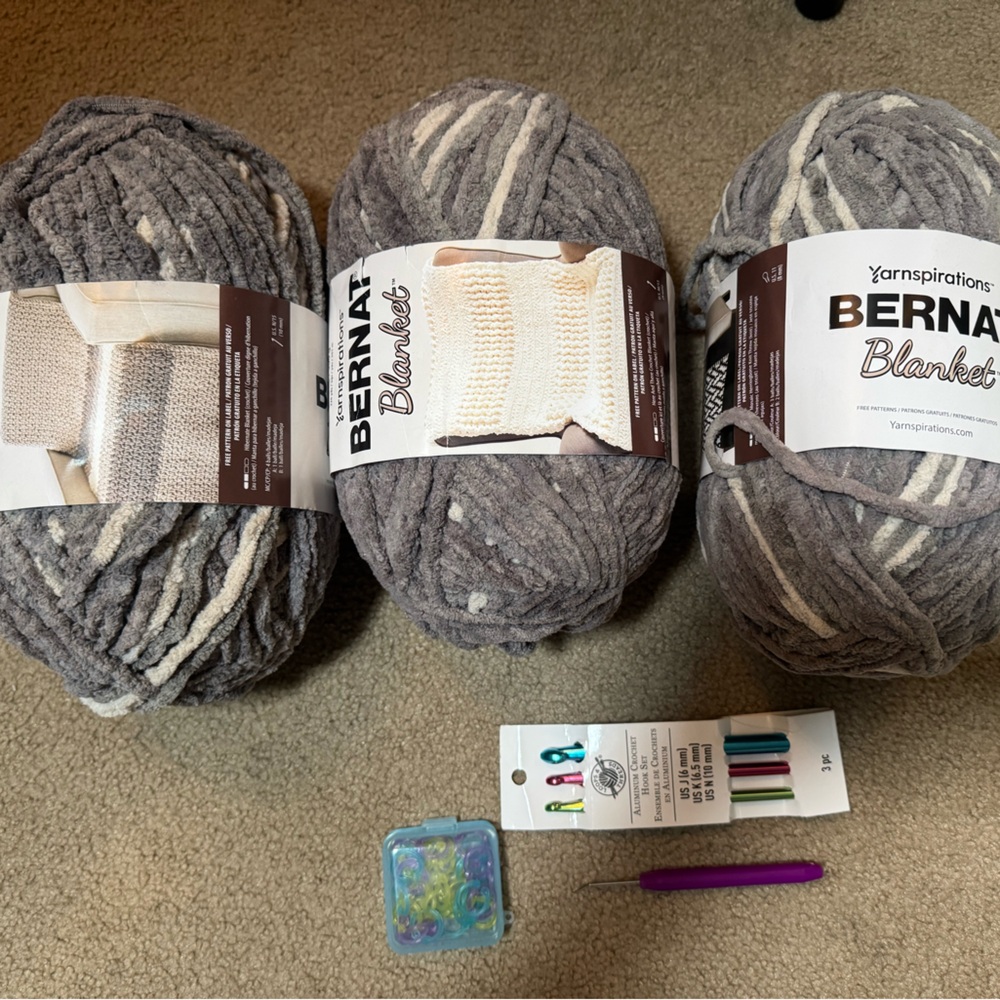 Bernat Blanket Yarn in Gray and Cream